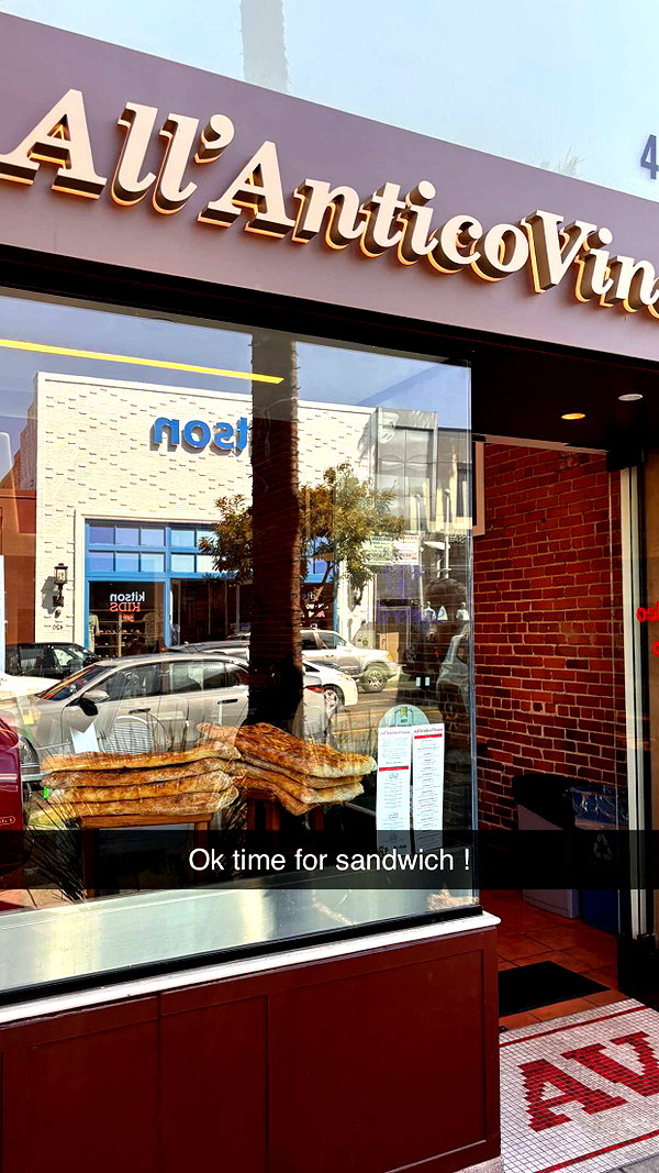 imchloebleu snapchat image archive image