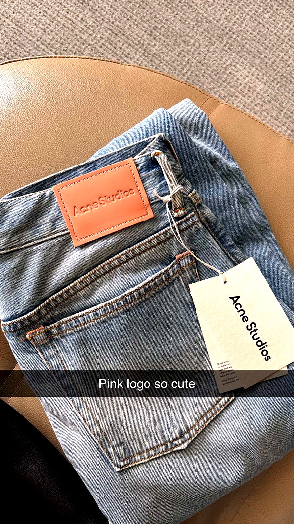 imchloebleu snapchat image archive image