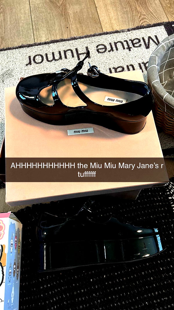 imchloebleu snapchat image archive image