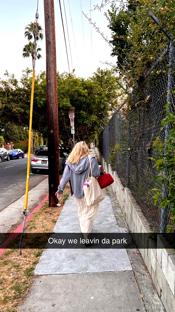 imchloebleu snapchat image archive image