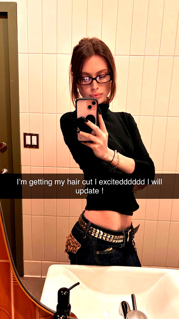imchloebleu snapchat image archive image