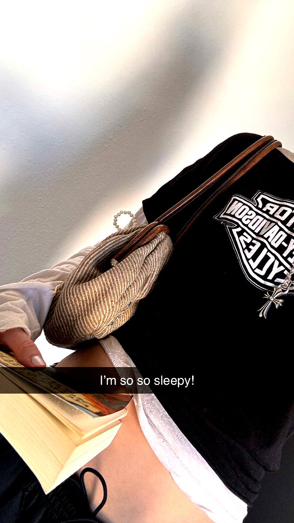 imchloebleu snapchat image archive image