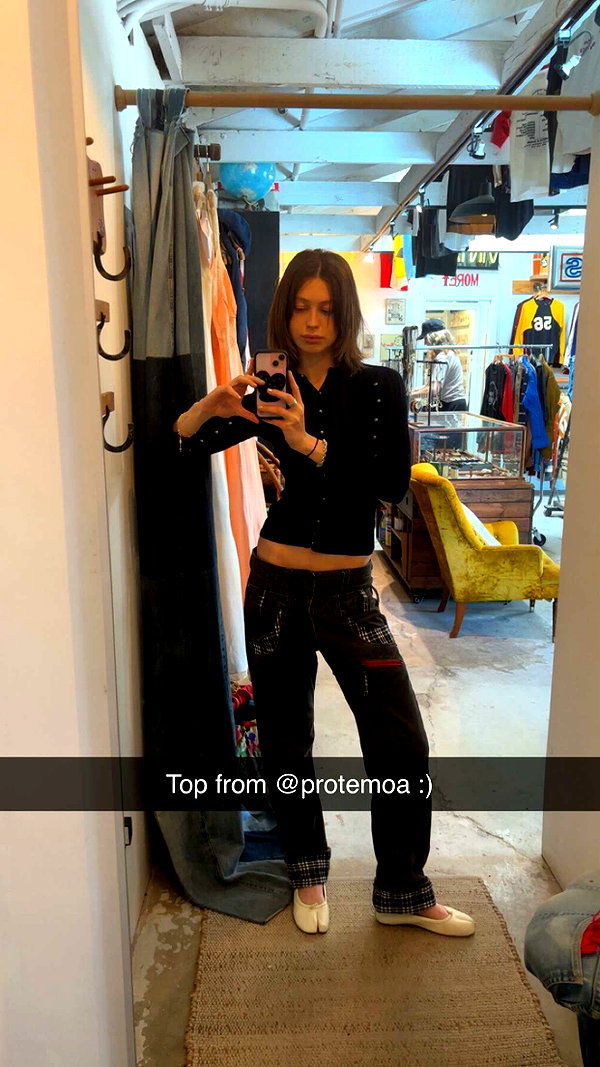 imchloebleu snapchat image archive image