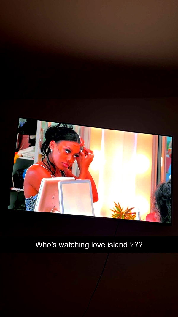 imchloebleu snapchat image archive image