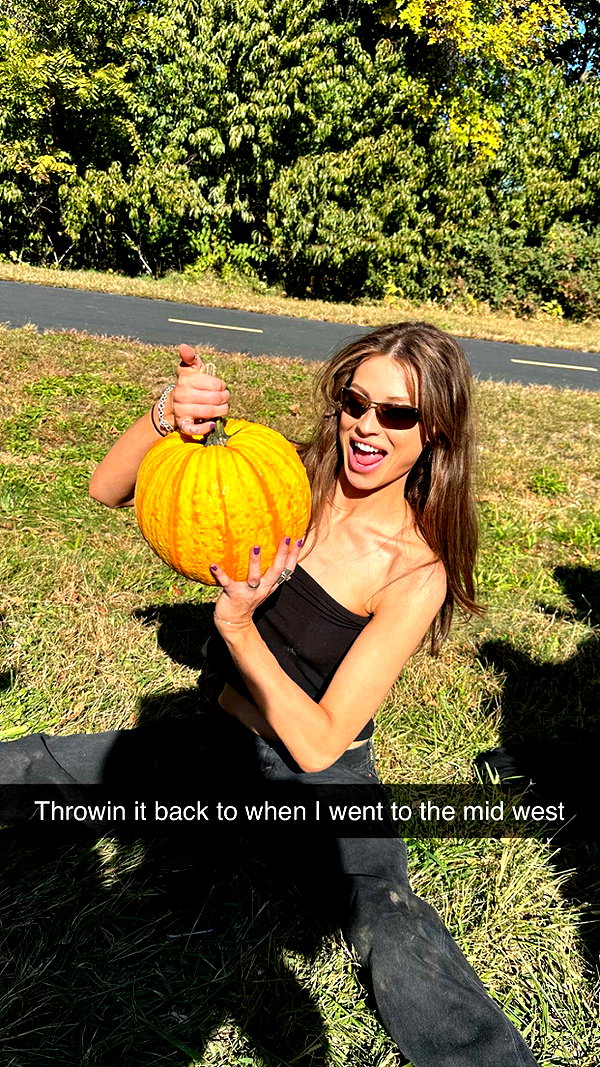 imchloebleu snapchat image archive image