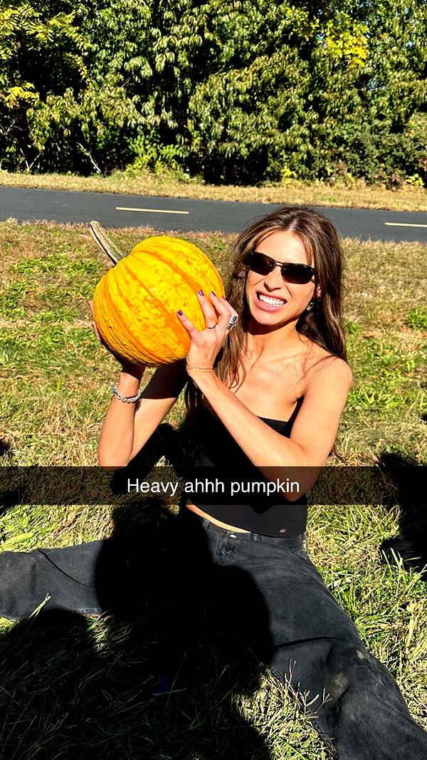 imchloebleu snapchat image archive image