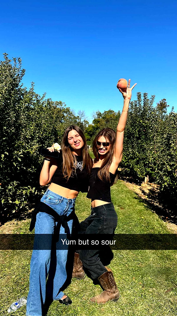 imchloebleu snapchat image archive image