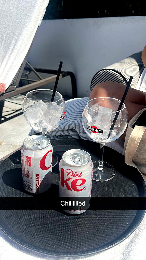 imchloebleu snapchat image archive image