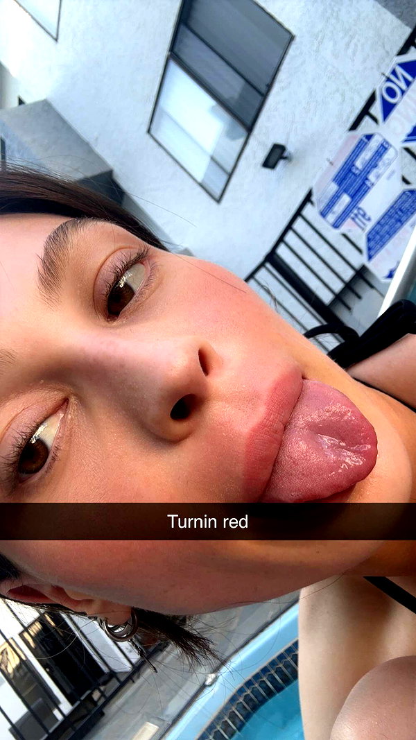 imchloebleu snapchat image archive image