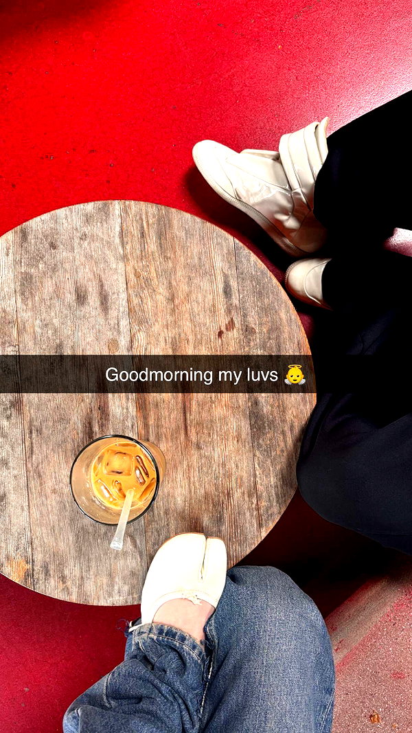 imchloebleu snapchat image archive image