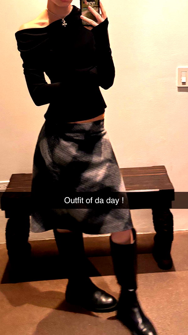 imchloebleu snapchat image archive image