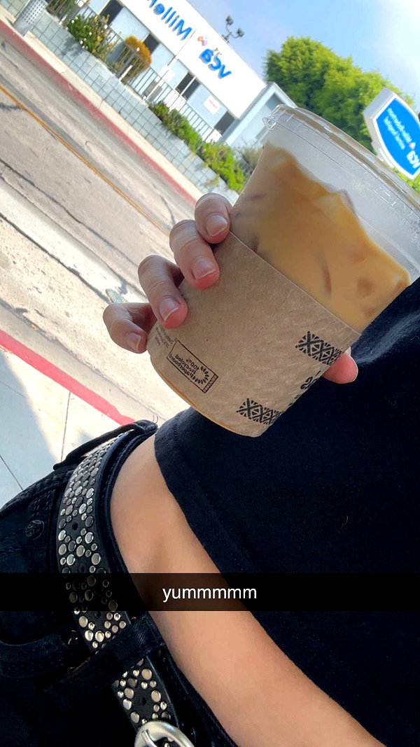 imchloebleu snapchat image archive image