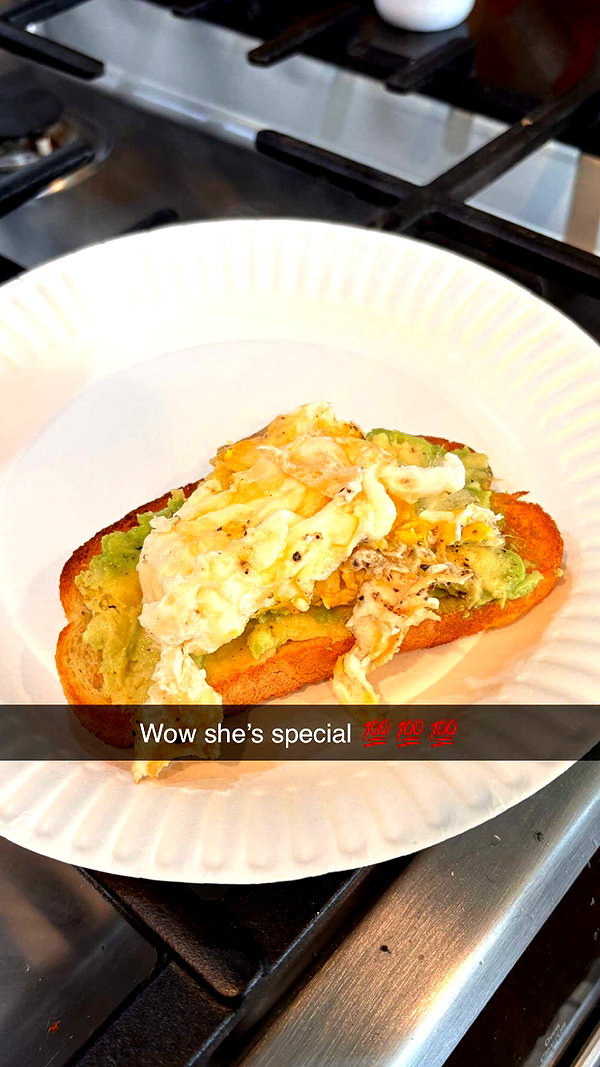 imchloebleu snapchat image archive image