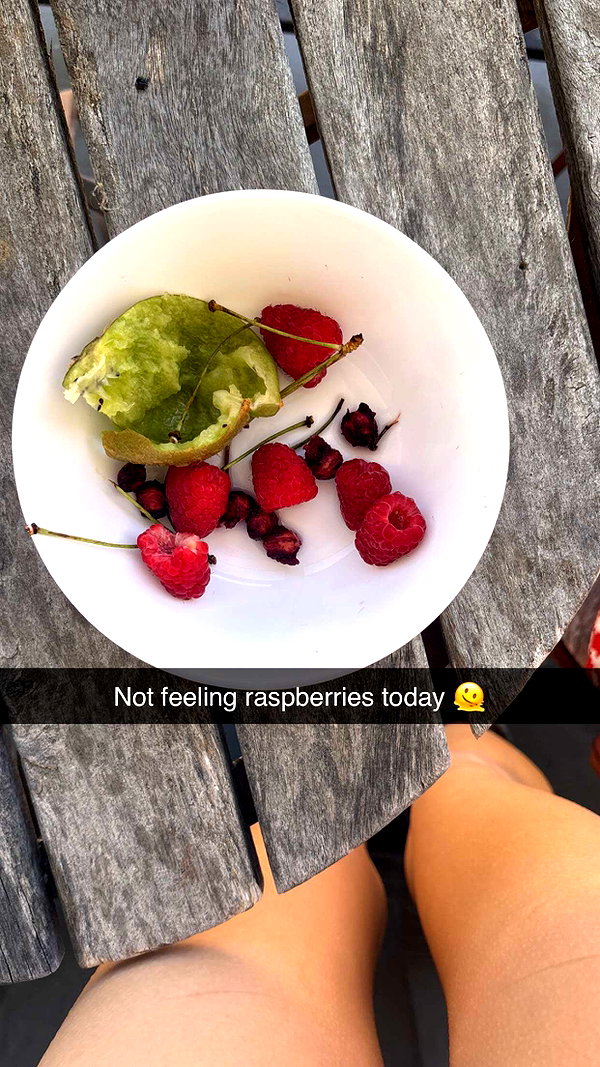 imchloebleu snapchat image archive image