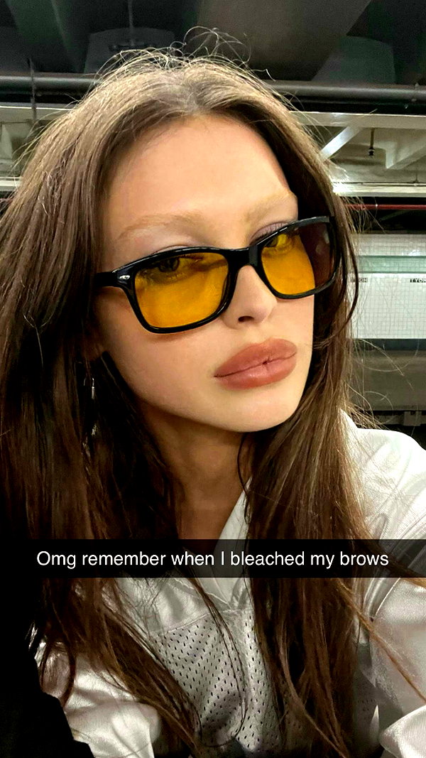 imchloebleu snapchat image archive image