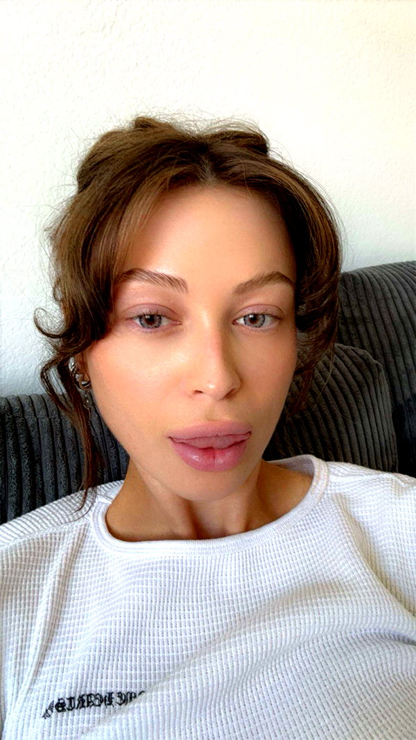 imchloebleu snapchat image archive image