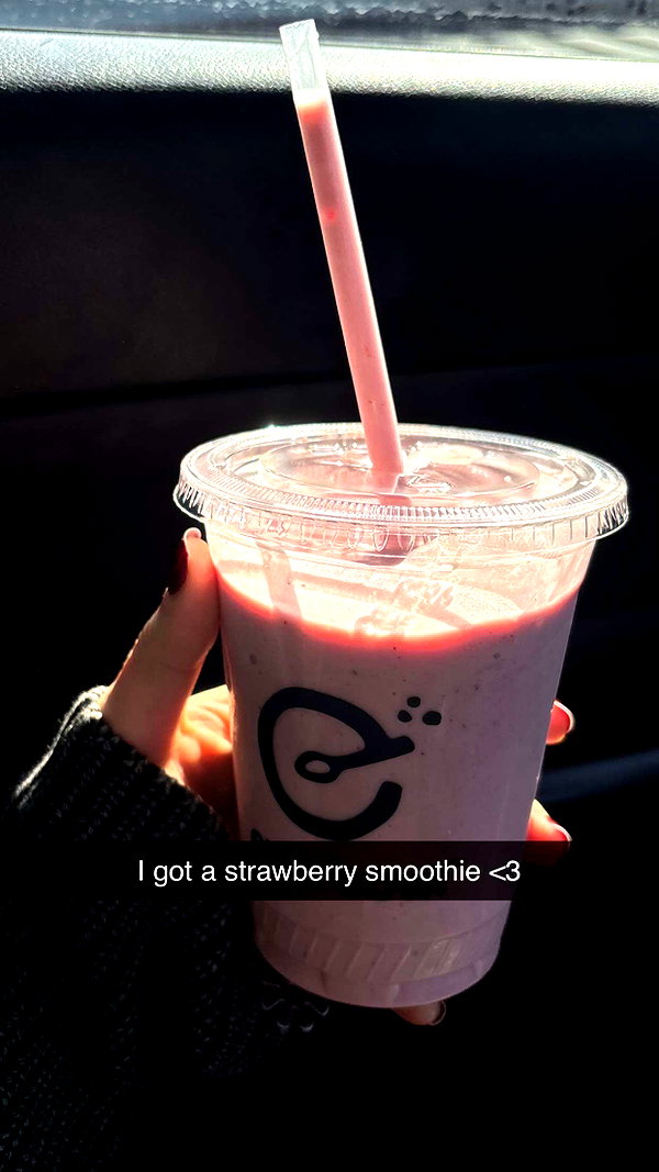 imchloebleu snapchat image archive image