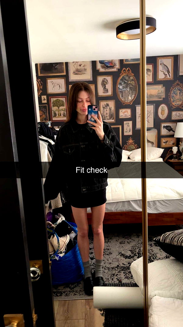 imchloebleu snapchat image archive image