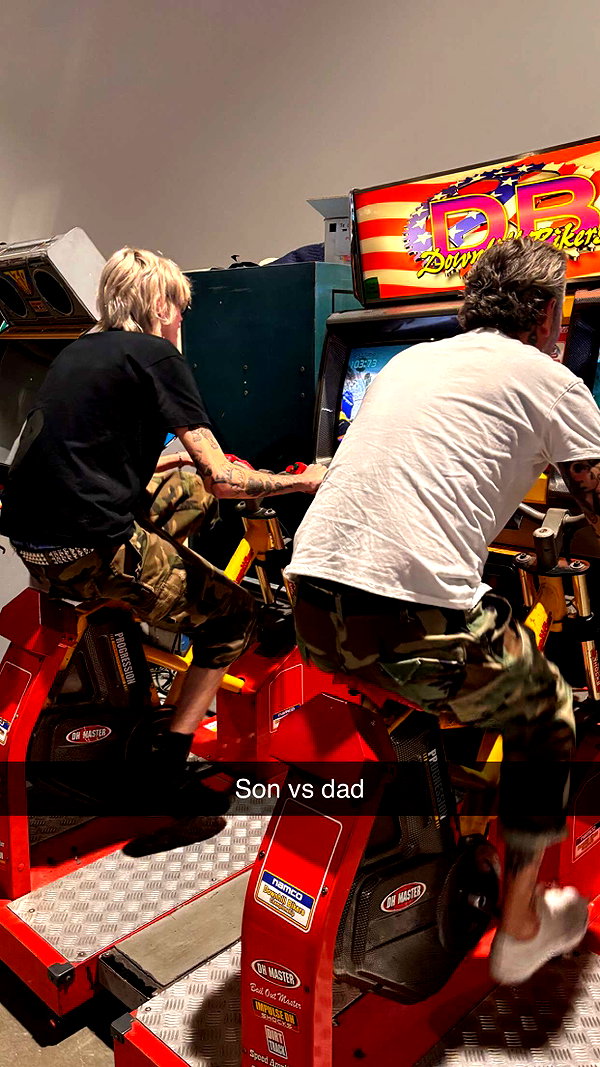 imchloebleu snapchat image archive image
