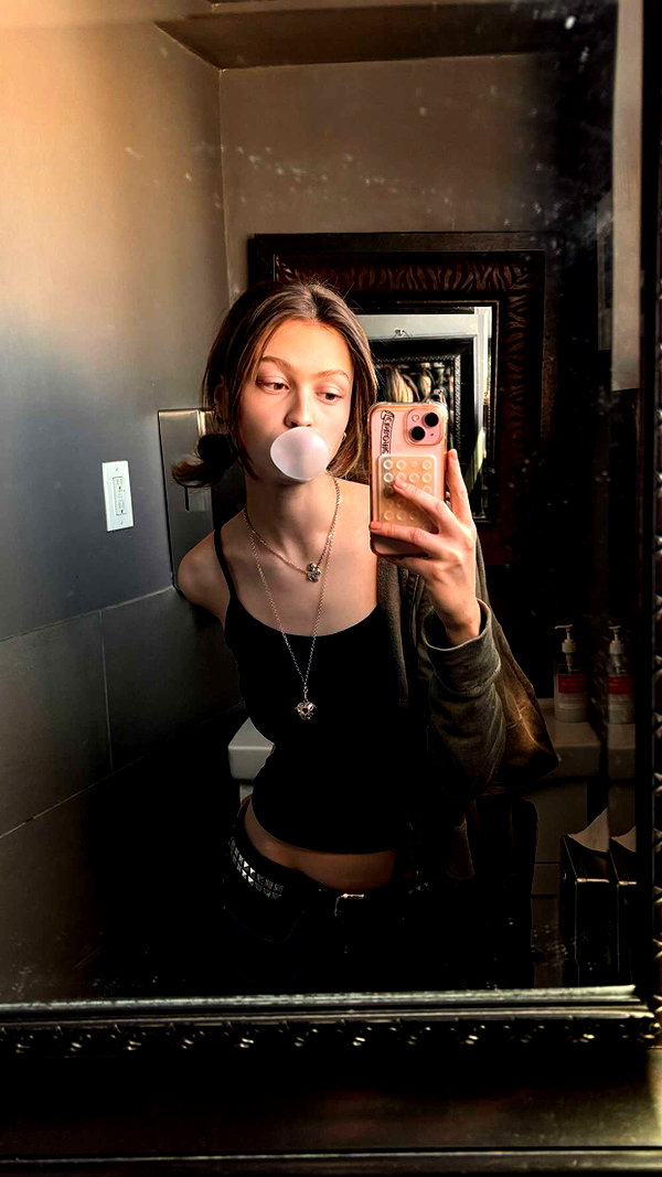 imchloebleu snapchat image archive image