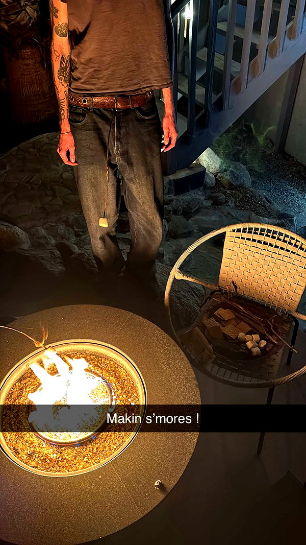 imchloebleu snapchat image archive image