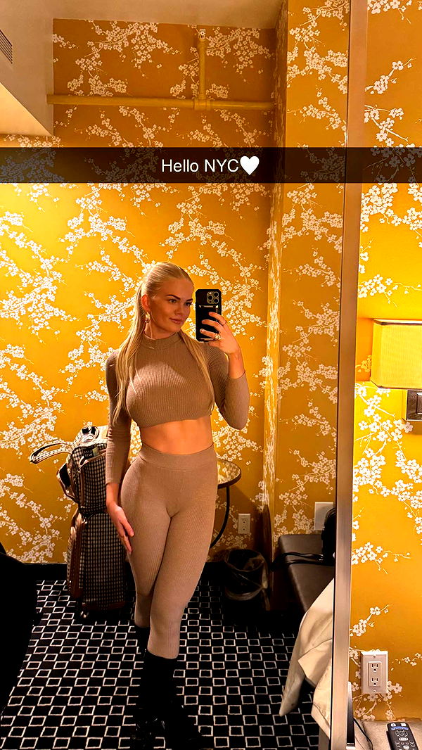 itsnellxoxo image ~ Altpins