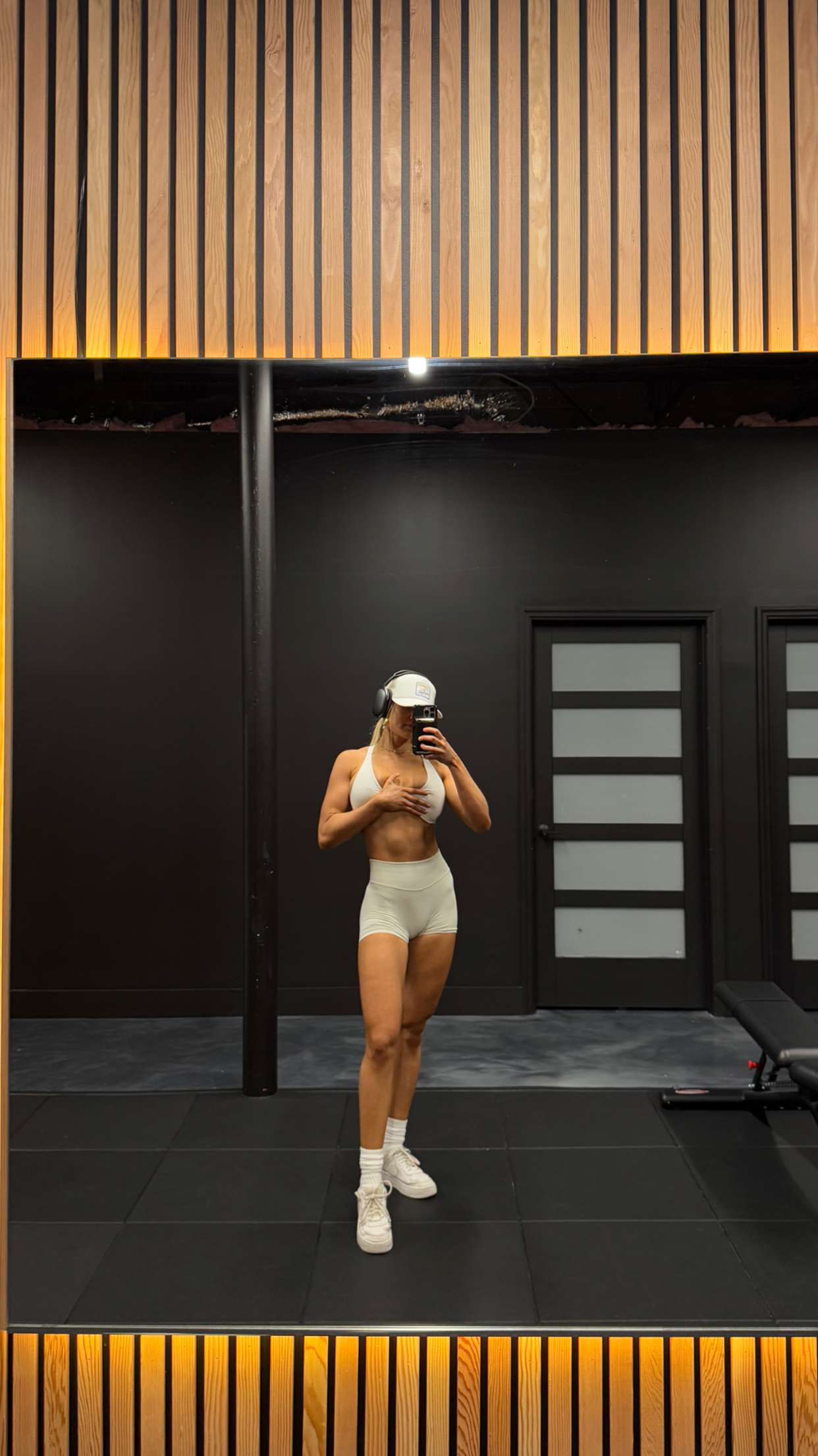 itsnellxoxo snapchat image archive image