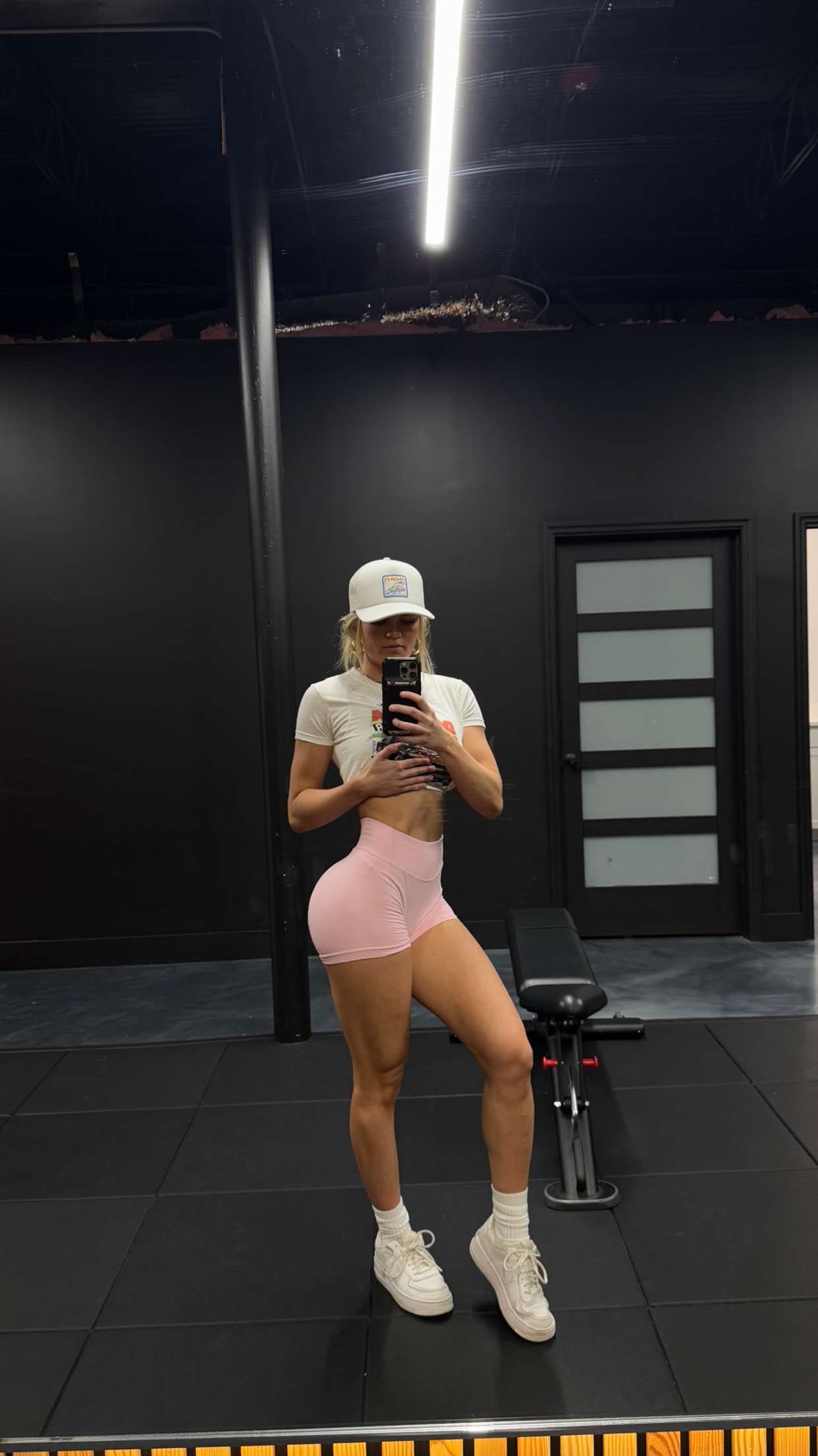 itsnellxoxo snapchat image archive image