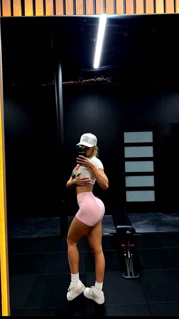 itsnellxoxo image ~ Altpins