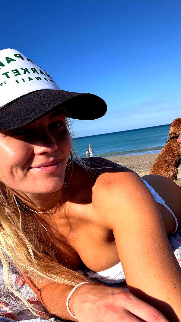 itsnellxoxo image ~ Altpins