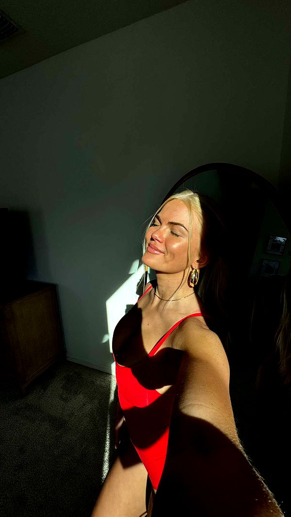 itsnellxoxo image ~ Altpins