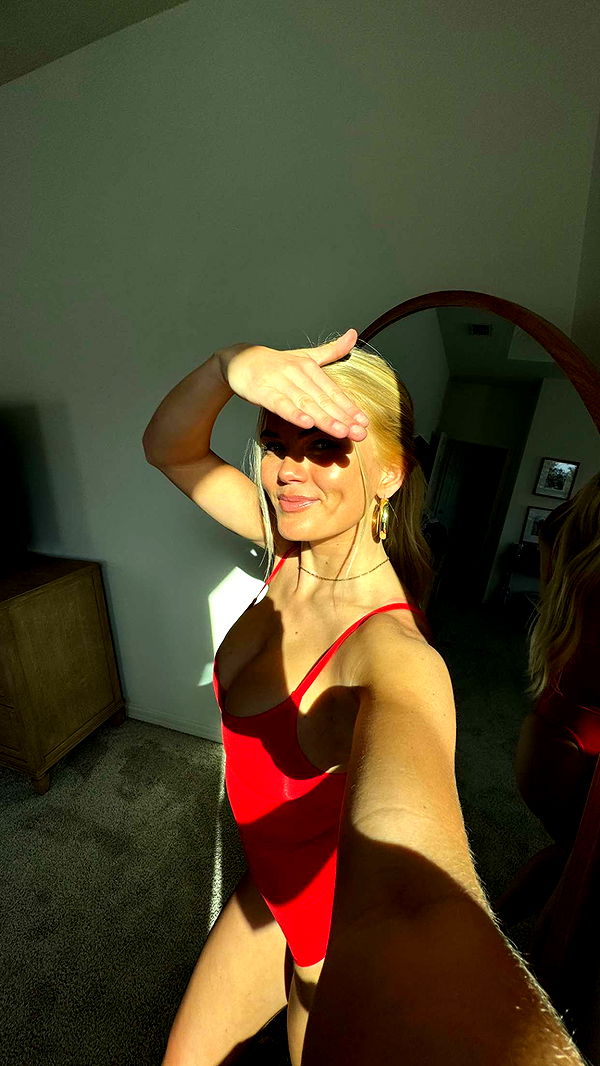 itsnellxoxo image ~ Altpins