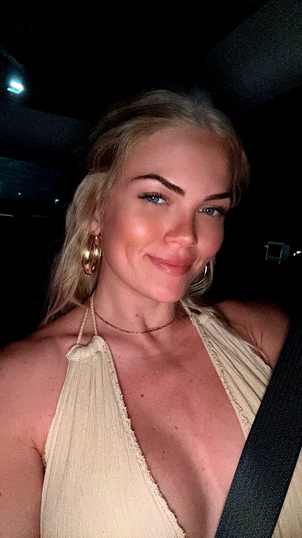 itsnellxoxo image ~ Altpins