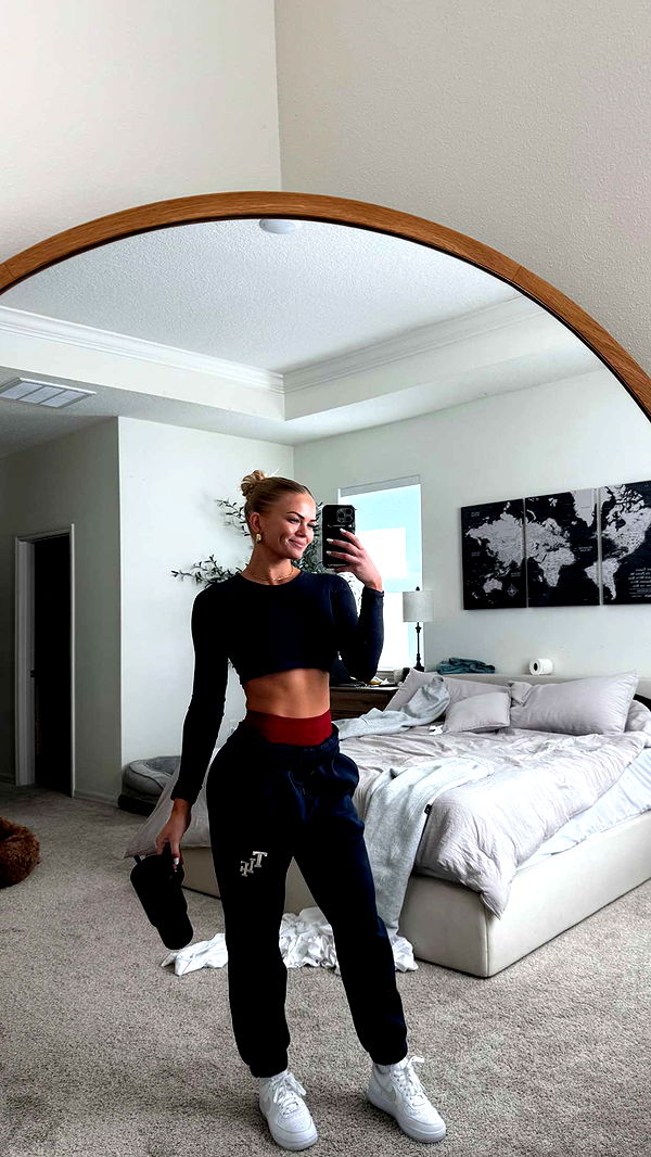 itsnellxoxo image ~ Altpins