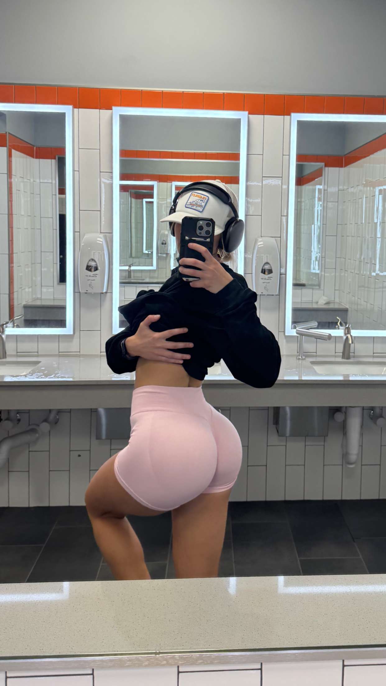 itsnellxoxo snapchat image archive image