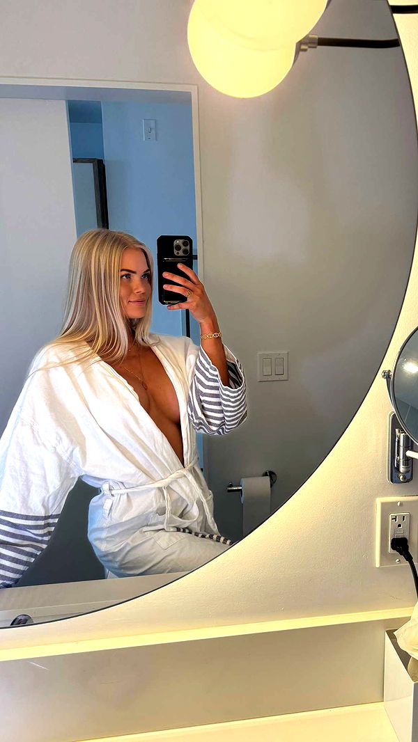 itsnellxoxo image ~ Altpins