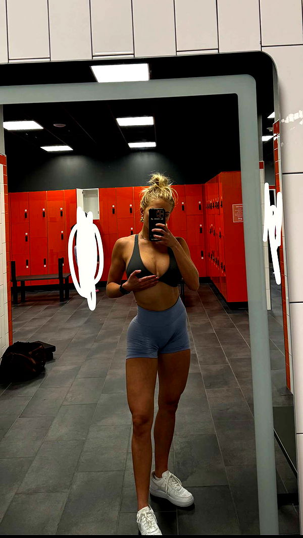 itsnellxoxo image ~ Altpins