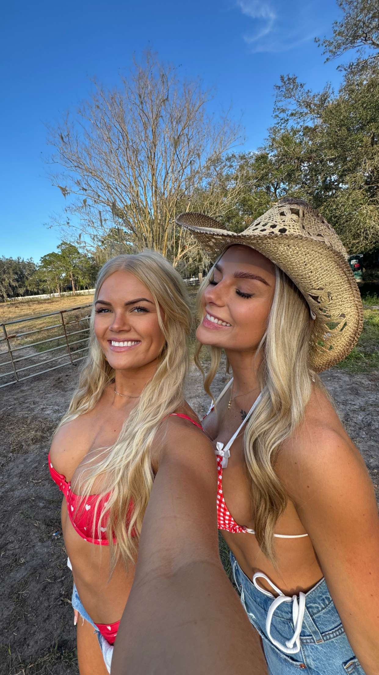 itsnellxoxo snapchat image archive image