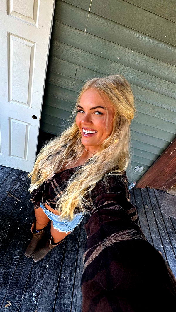 itsnellxoxo image ~ Altpins