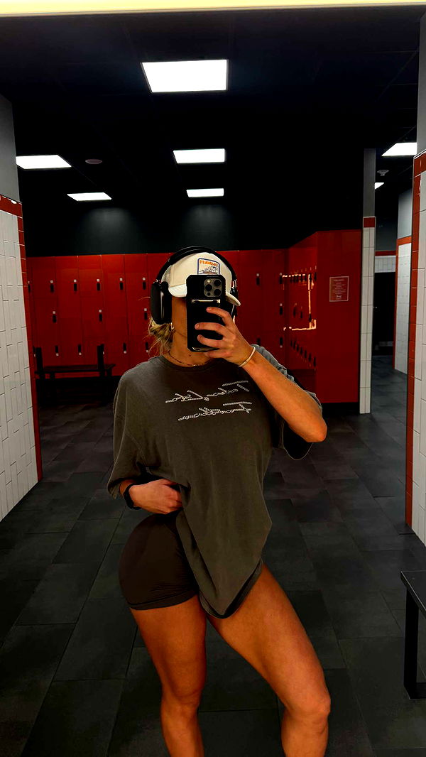 itsnellxoxo image ~ Altpins