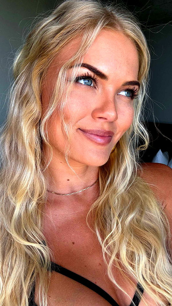 itsnellxoxo image ~ Altpins