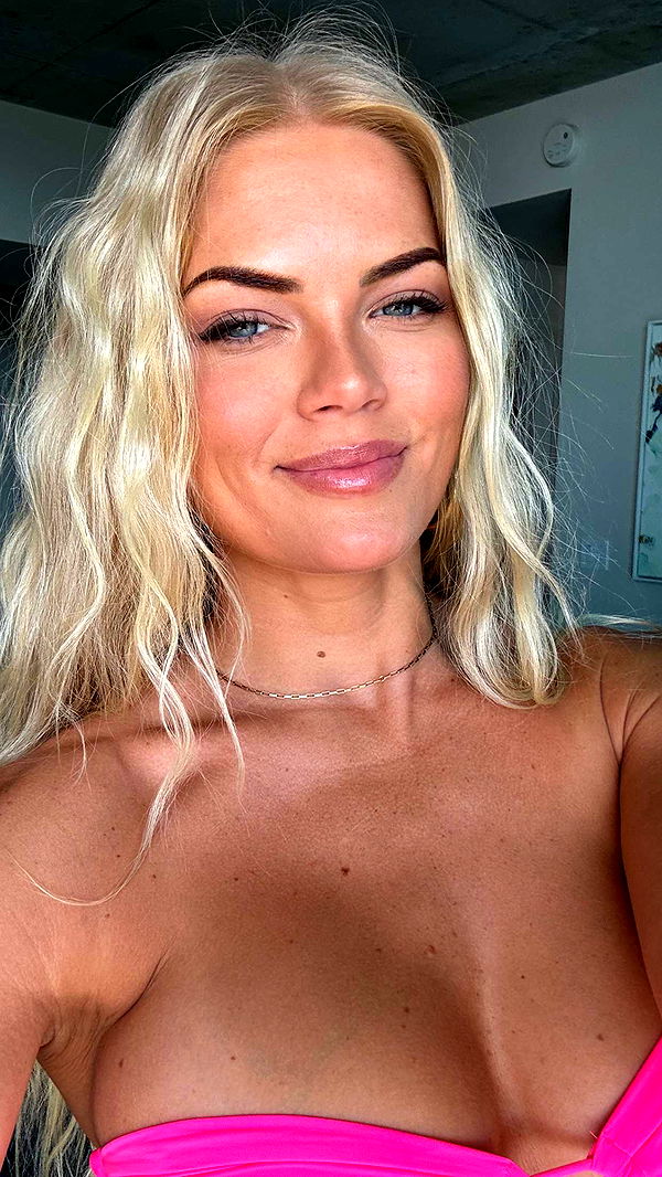 itsnellxoxo image ~ Altpins