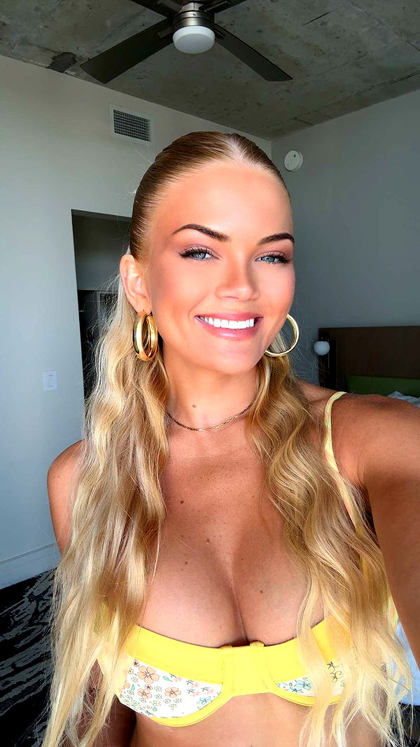 itsnellxoxo image ~ Altpins