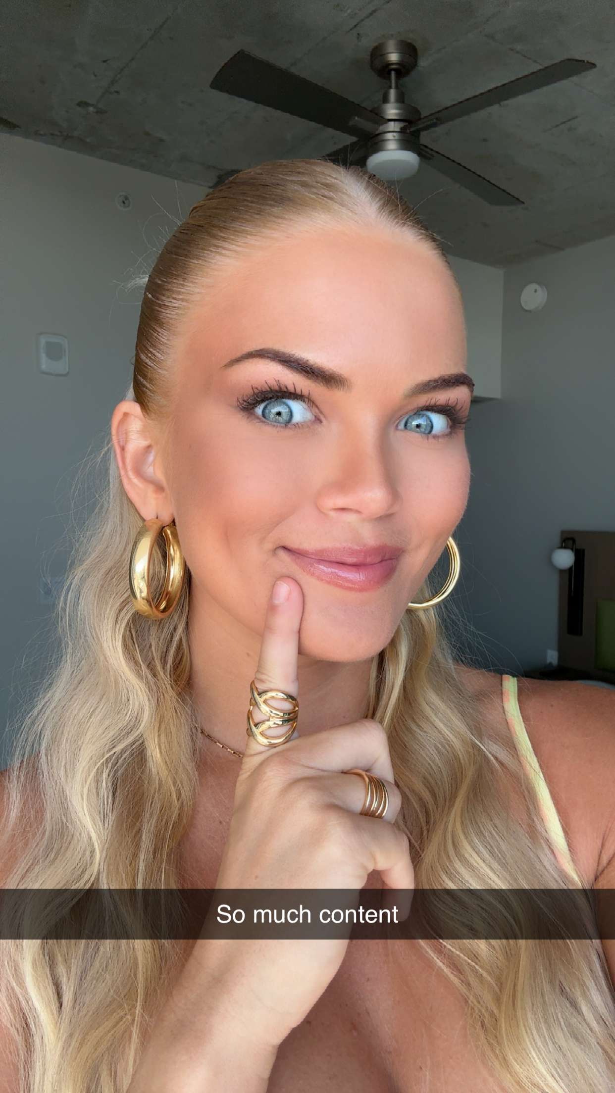 itsnellxoxo snapchat image archive image