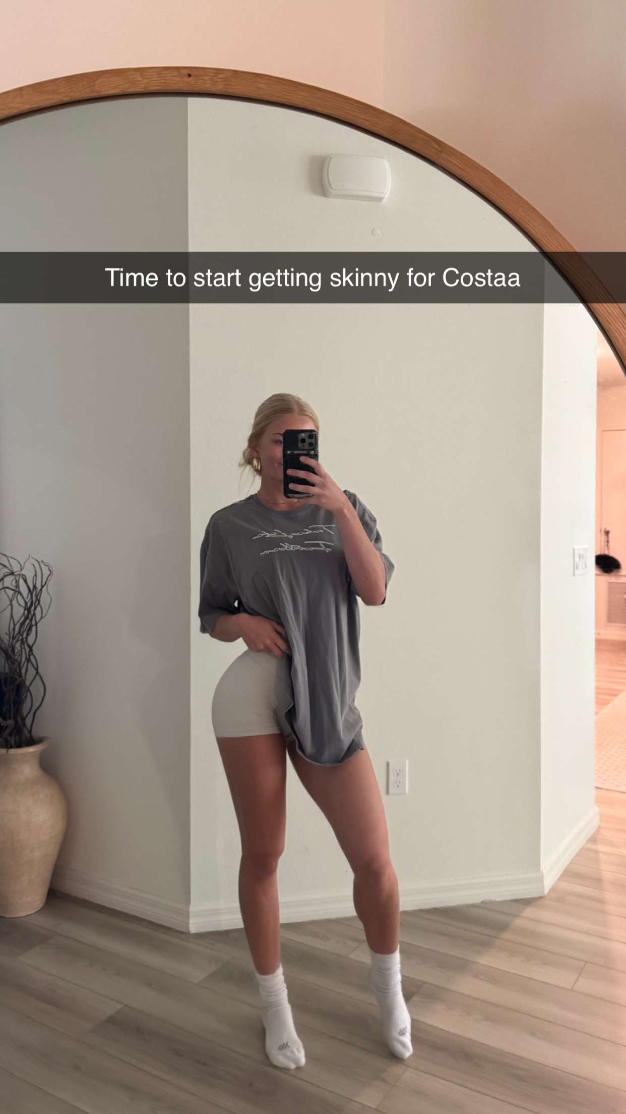 itsnellxoxo snapchat image archive image