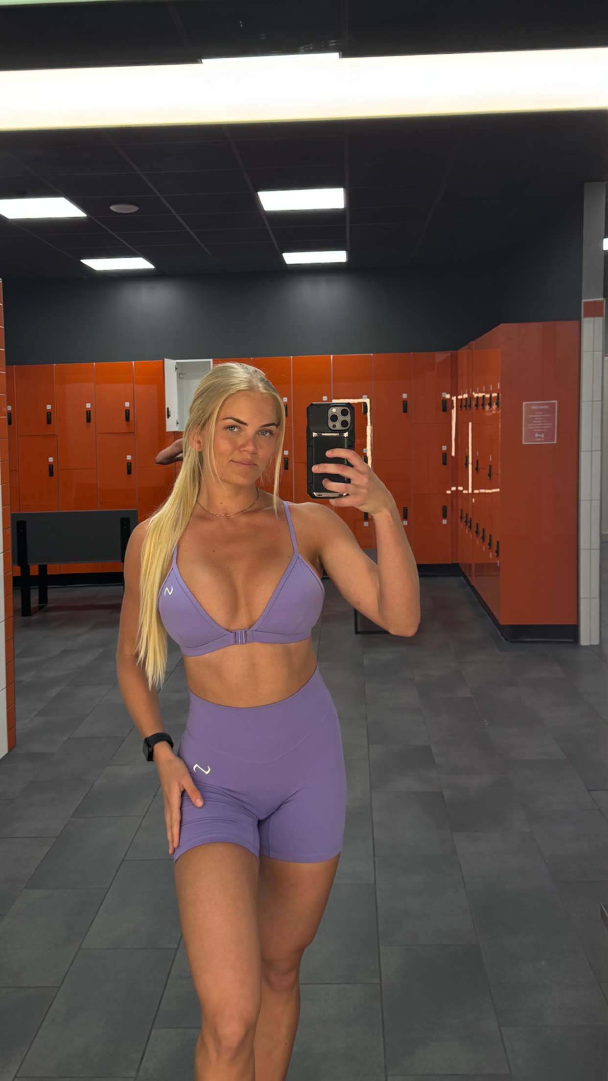 itsnellxoxo snapchat image archive image