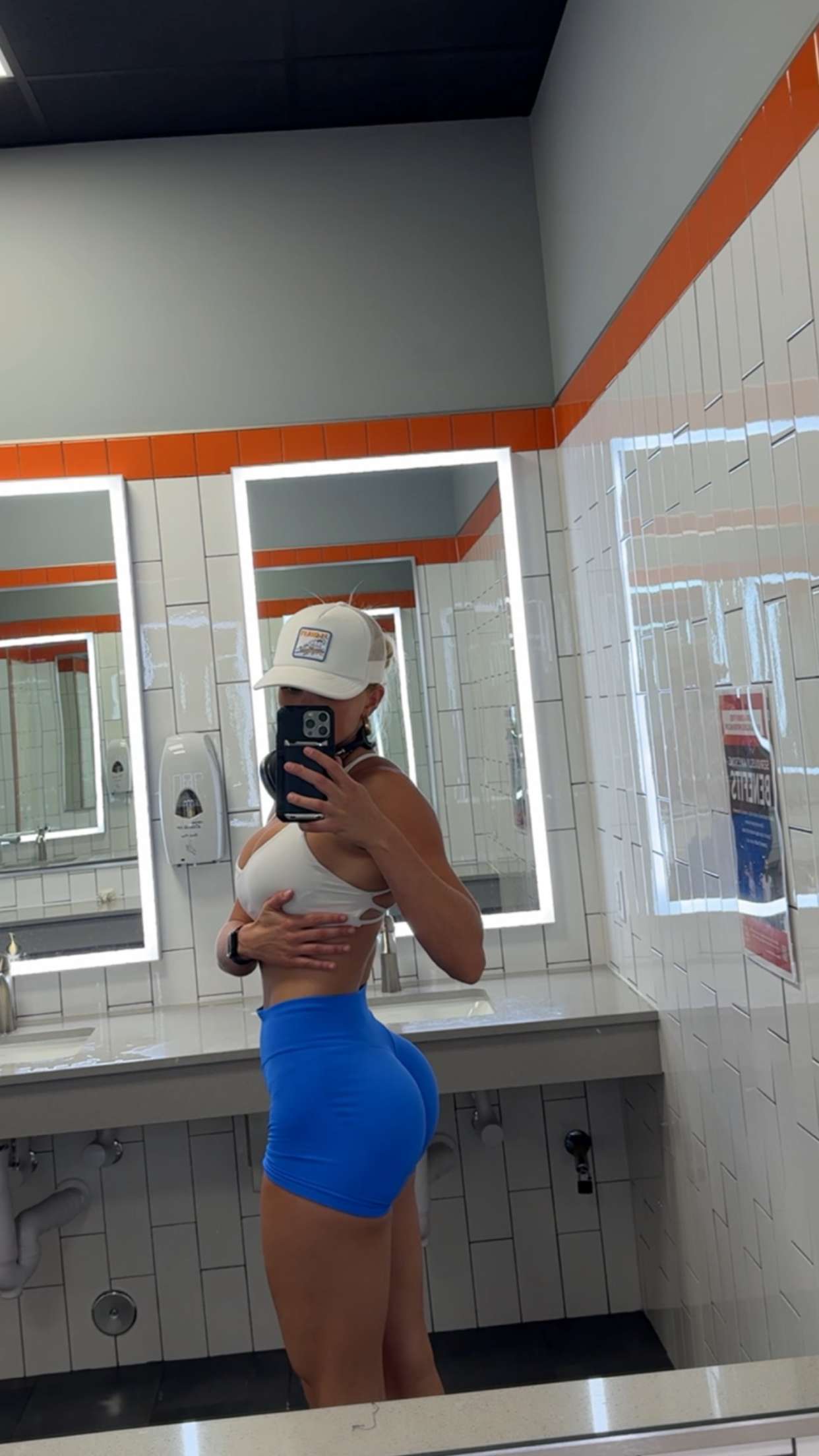 itsnellxoxo snapchat image archive image