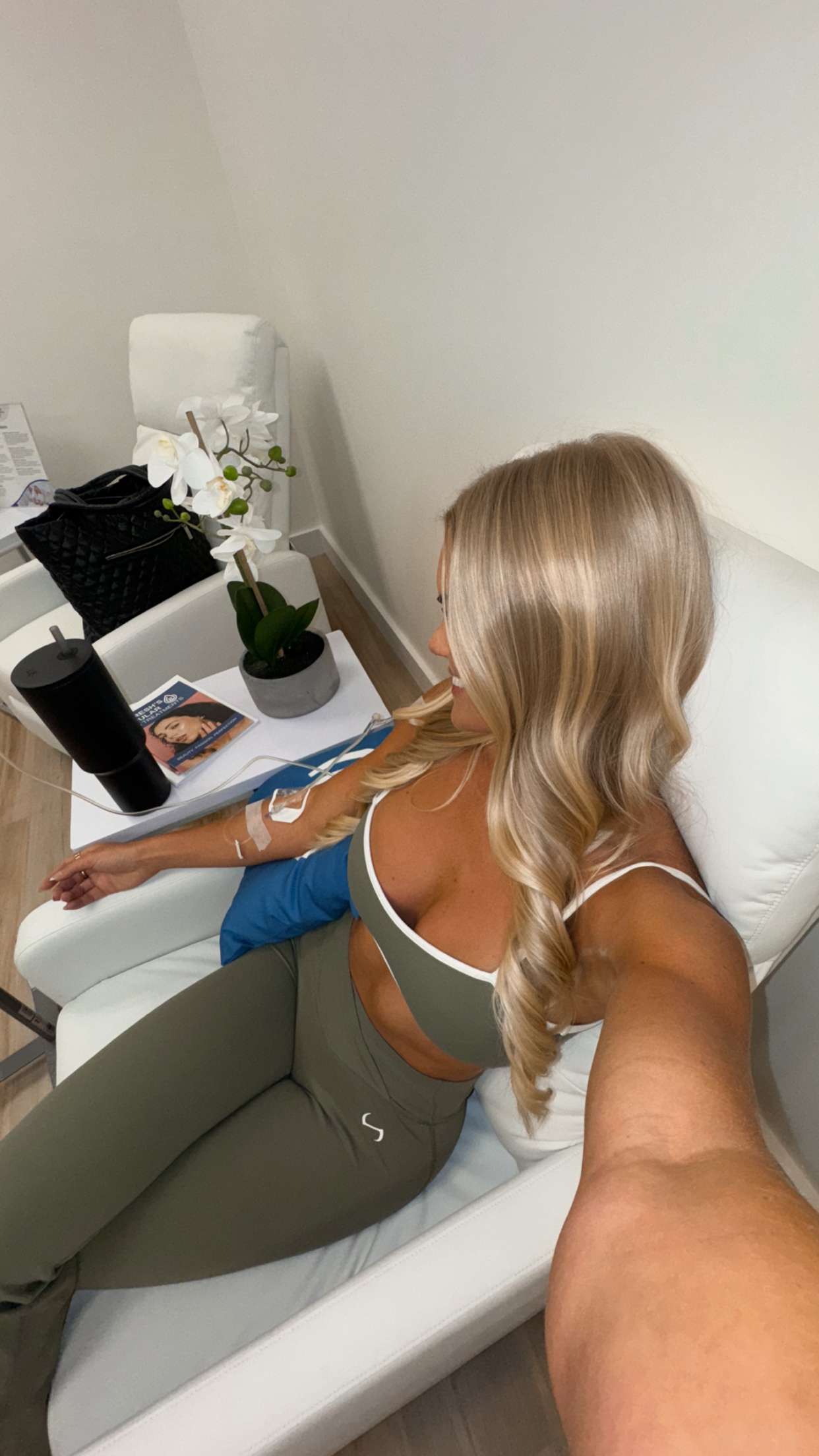 itsnellxoxo snapchat image archive image