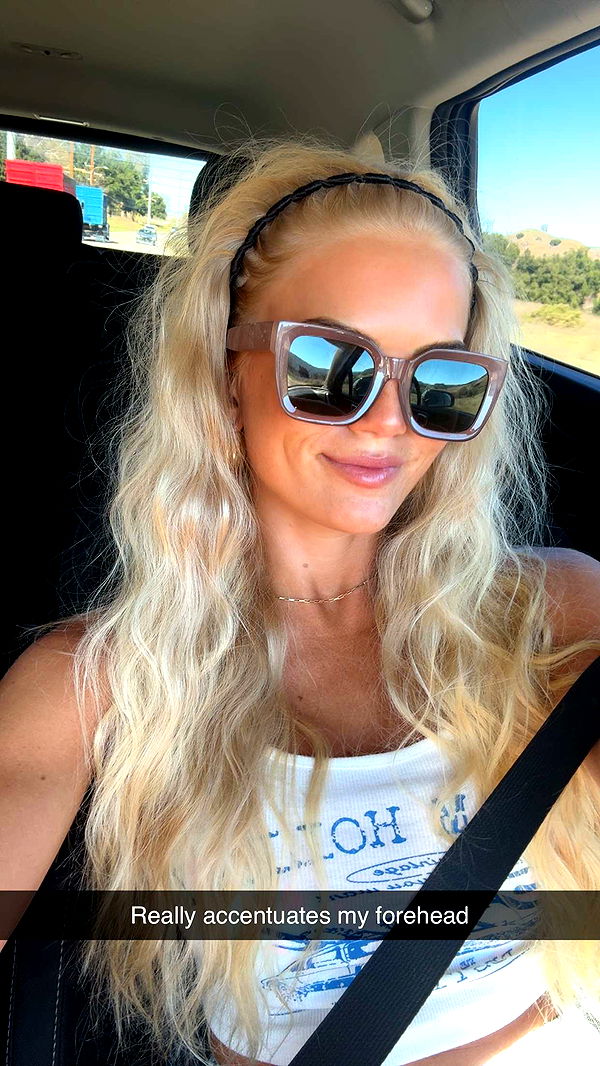 itsnellxoxo image ~ Altpins