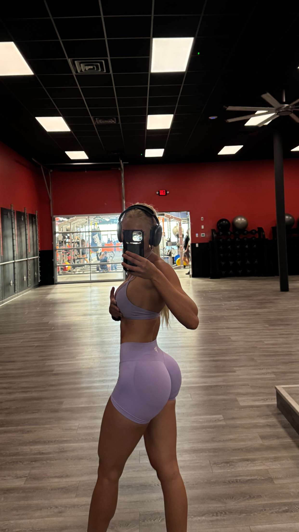 itsnellxoxo snapchat image archive image